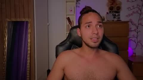 Snapshot of latin_luxury_i chatting on 6, 7, 2026 Free OF online show from 6, 7, 2026