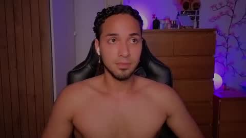 Snapshot of latin_luxury_i chatting on 3, 8, 2026 Free OF online show from 3, 8, 2026