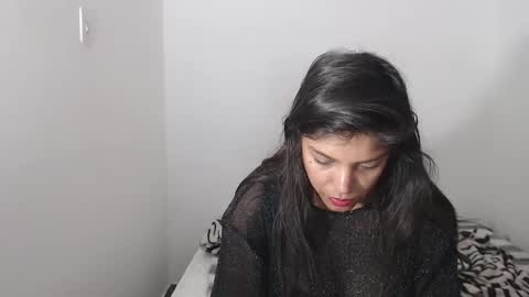 Snapshot of latin_meg chatting on 8, 3, 2026 M E G A N online show from 8, 3, 2026