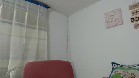 Snapshot of latin_rihanna_j chatting on 28, 11, 2025 karen online show from 28, 11, 2025