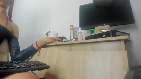 latin_xmenaxxx online show from 13, 5, 2026