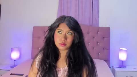 Martina online show from 6, 3, 2025