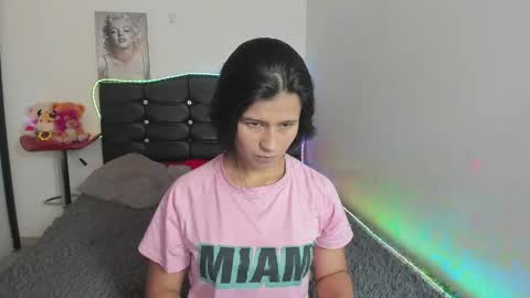 Luna  online show from 6, 5, 2026