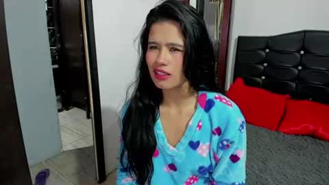 Snapshot of latinaqueen023 chatting on 14, 6, 2026 Luna online show from 14, 6, 2026