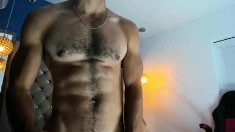 Snapshot of latinhotboys1 chatting on 18, 1, 2025 Zeus online show from 18, 1, 2025