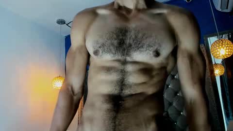 Snapshot of latinhotboys1 chatting on 19, 2, 2025 Zeus online show from 19, 2, 2025