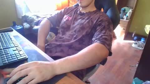 Snapshot of latinn_babe chatting on 5, 2, 2025 latinn_babe online show from 5, 2, 2025