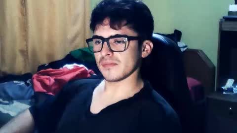 Snapshot of latinn_babe chatting on 16, 9, 2025 latinn_babe online show from 16, 9, 2025