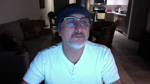 Snapshot of latinnous chatting on 27, 1, 2025 QS - INDEPENDENT MODEL online show from 27, 1, 2025