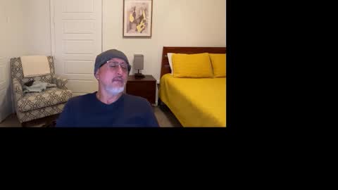 Snapshot of latinnous chatting on 14, 11, 2025 QS - INDEPENDENT MODEL online show from 14, 11, 2025