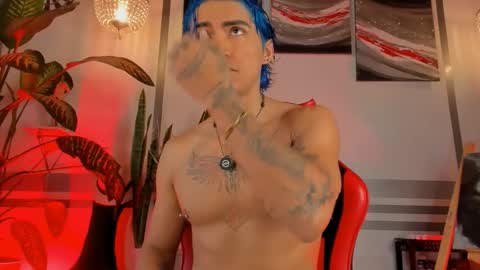 latino_boysmiles online show from 8, 3, 2026