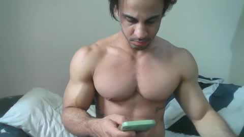 latino_rodri online show from 8, 5, 2026