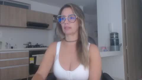 latinpaprika online show from 5, 12, 2025