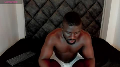 LEANDRO online show from 21, 10, 2025