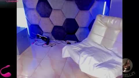 LEANDRO online show from 28, 2, 2026