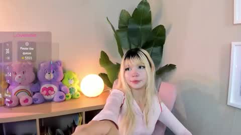 laukyubey1 online show from 14, 11, 2025