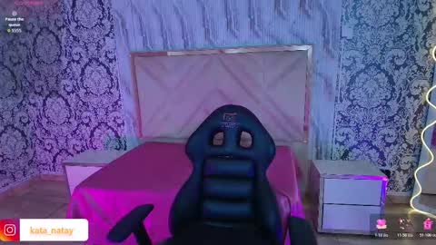 laulin_tay online show from 9, 2, 2026