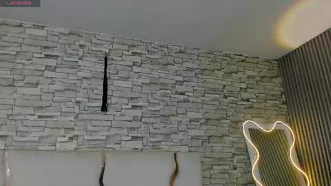 laulin_tay online show from 5, 8, 2026
