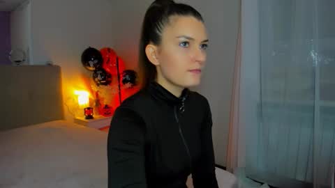 Laura online show from 3, 11, 2025