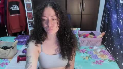  Wen  online show from 2, 12, 2025