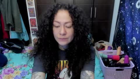  Wen  online show from 5, 5, 2026
