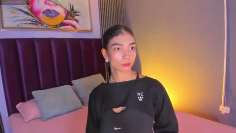 Laura online show from 12, 7, 2026