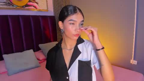 Laura online show from 24, 7, 2026