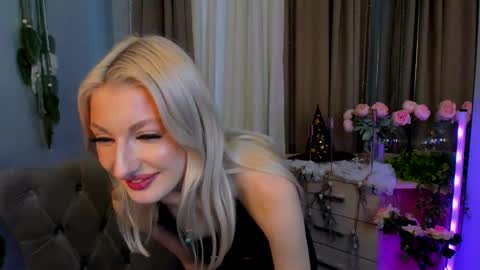 Laura online show from 27, 10, 2025