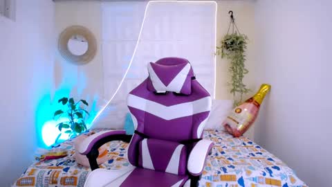LAURA online show from 3, 5, 2026