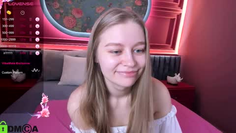 Laura online show from 6, 3, 2025