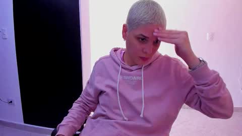 Laura Rose online show from 10, 9, 2025