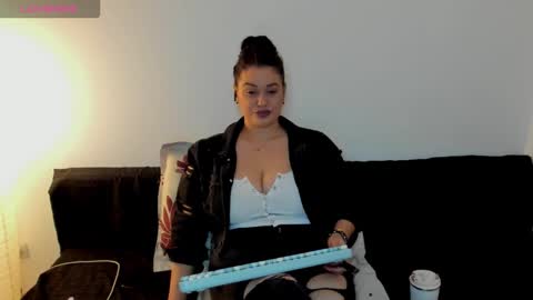 Laura online show from 26, 2, 2026