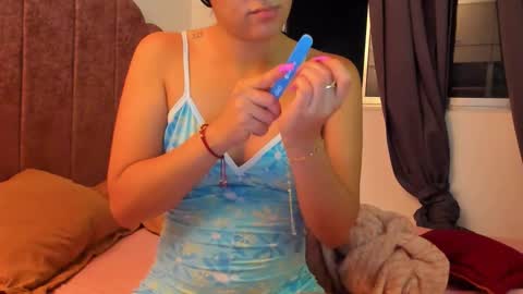 LAURA SOE online show from 5, 10, 2025