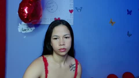 Snapshot of lauracb_ chatting on 17, 2, 2025 lauracb          online show from 17, 2, 2025