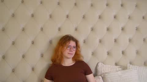 Snapshot of lauradennis chatting on 25, 4, 2026 Laura online show from 25, 4, 2026