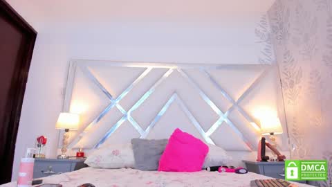 Laura online show from 5, 12, 2024