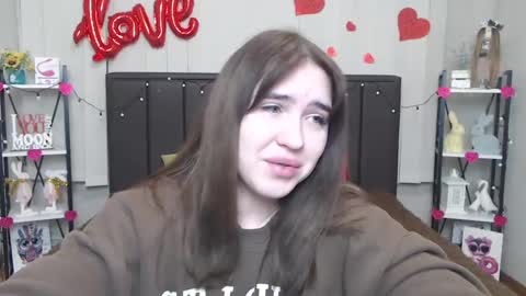 LauraHlot online show from 14, 2, 2025