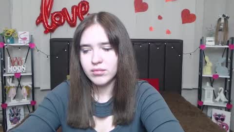 LauraHlot online show from 23, 2, 2025