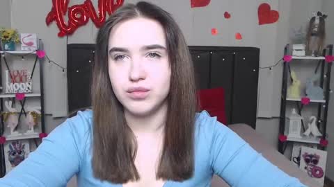 LauraHlot online show from 26, 2, 2025