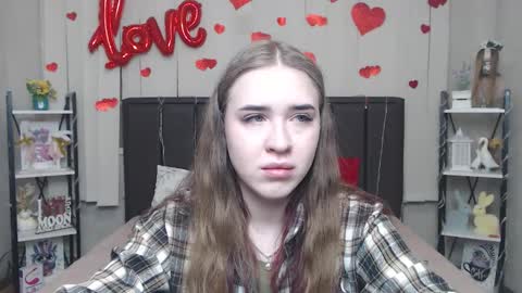 LauraHlot online show from 11, 3, 2026