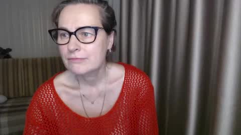 Lauraoven1 online show from 9, 2, 2025