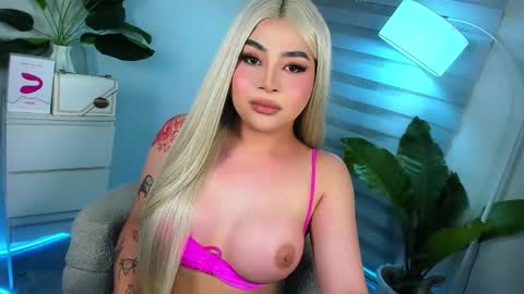 Your sweet Laura online show from 27, 1, 2025