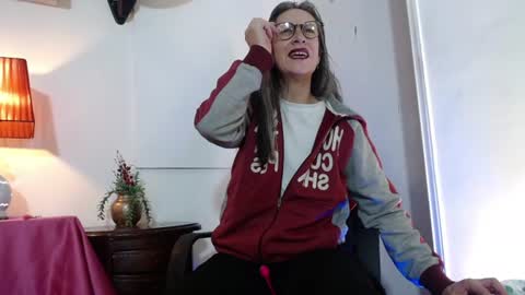 Laura Sofia online show from 24, 7, 2026
