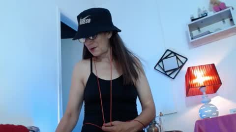 Laura Sofia online show from 26, 7, 2026