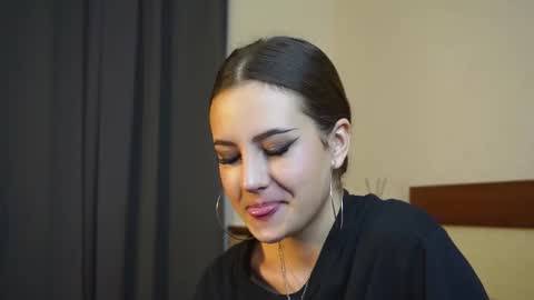 Monica online show from 4, 11, 2025