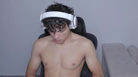 Laureent online show from 28, 9, 2025