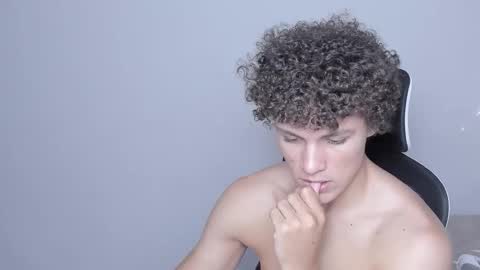 Laureent online show from 17, 10, 2025