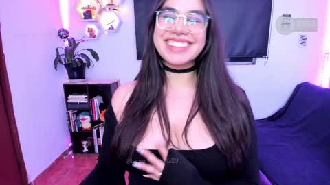  Im Lauren  independent model   online show from 13, 2, 2025