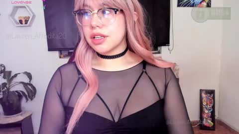  Im Lauren  independent model   online show from 27, 9, 2025