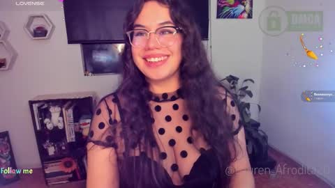  Im Lauren  independent model   online show from 16, 11, 2025